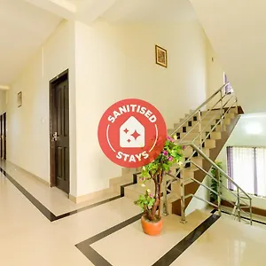 Hotel Oyo 8273 Diamond