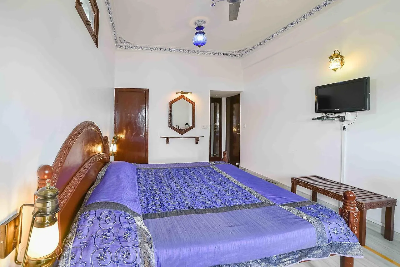 Hotel Sargam Sadan Udaipur 2*,  India